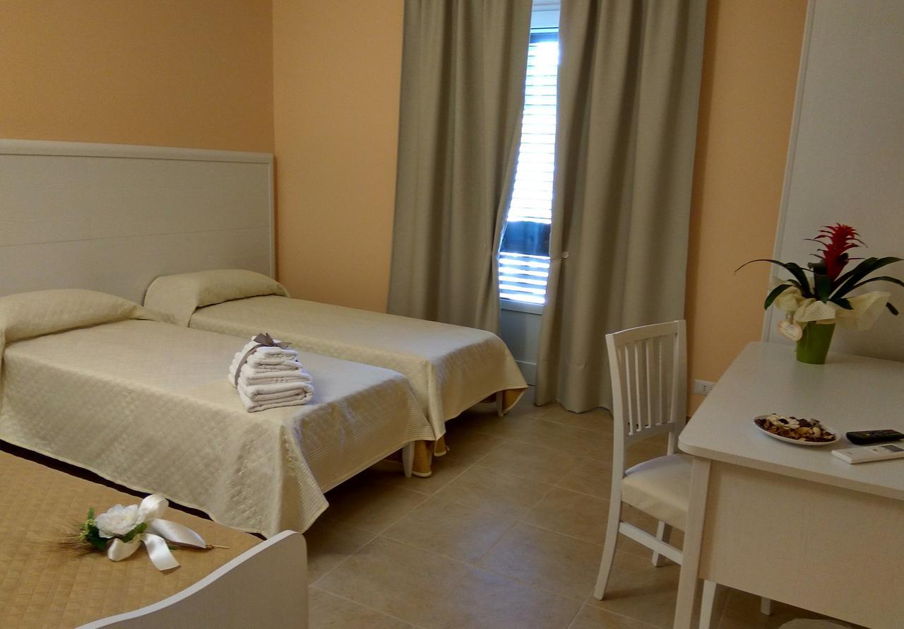 Le Camelie Bed & Breakfast Marina di Ginosa Eksteriør bilde