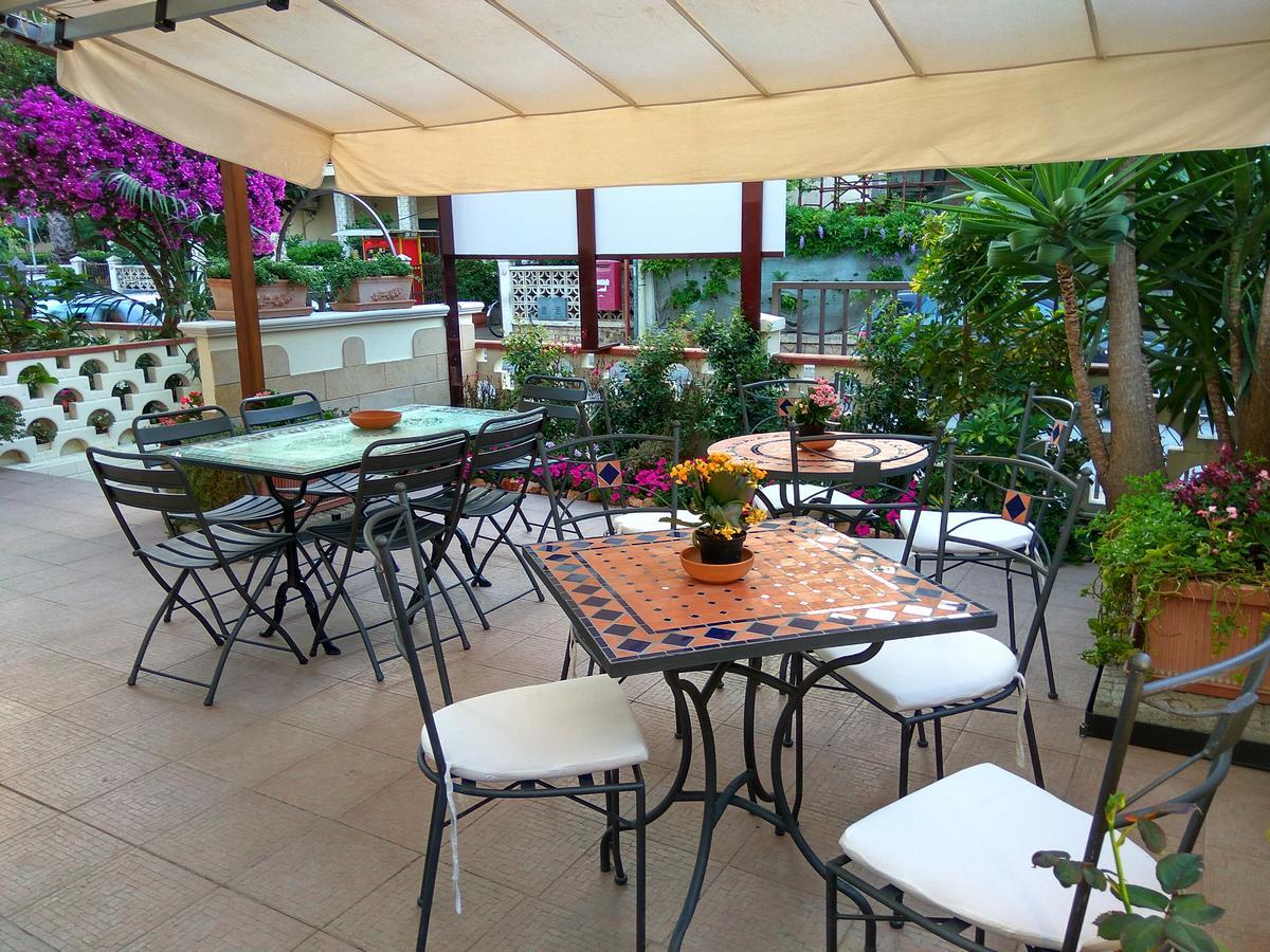 Le Camelie Bed & Breakfast Marina di Ginosa Eksteriør bilde