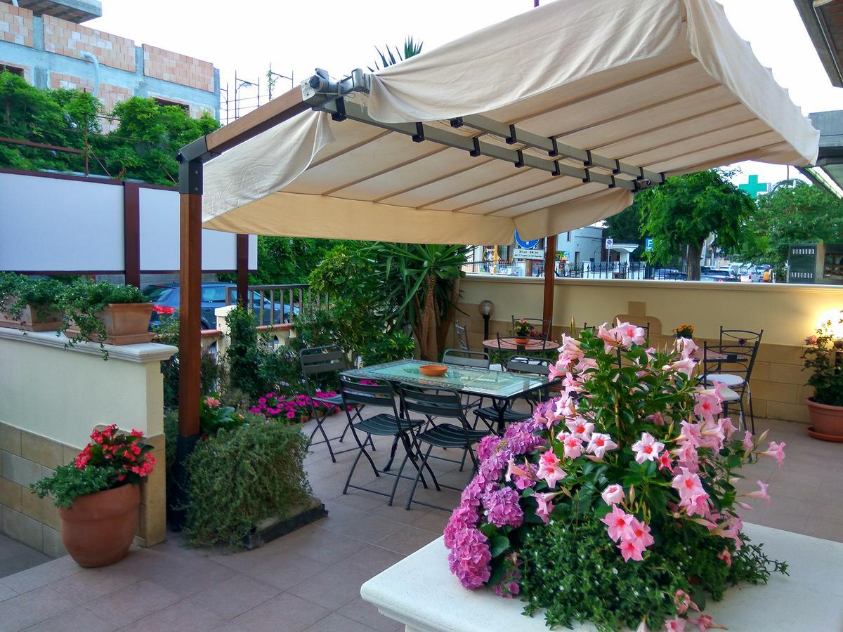 Le Camelie Bed & Breakfast Marina di Ginosa Eksteriør bilde