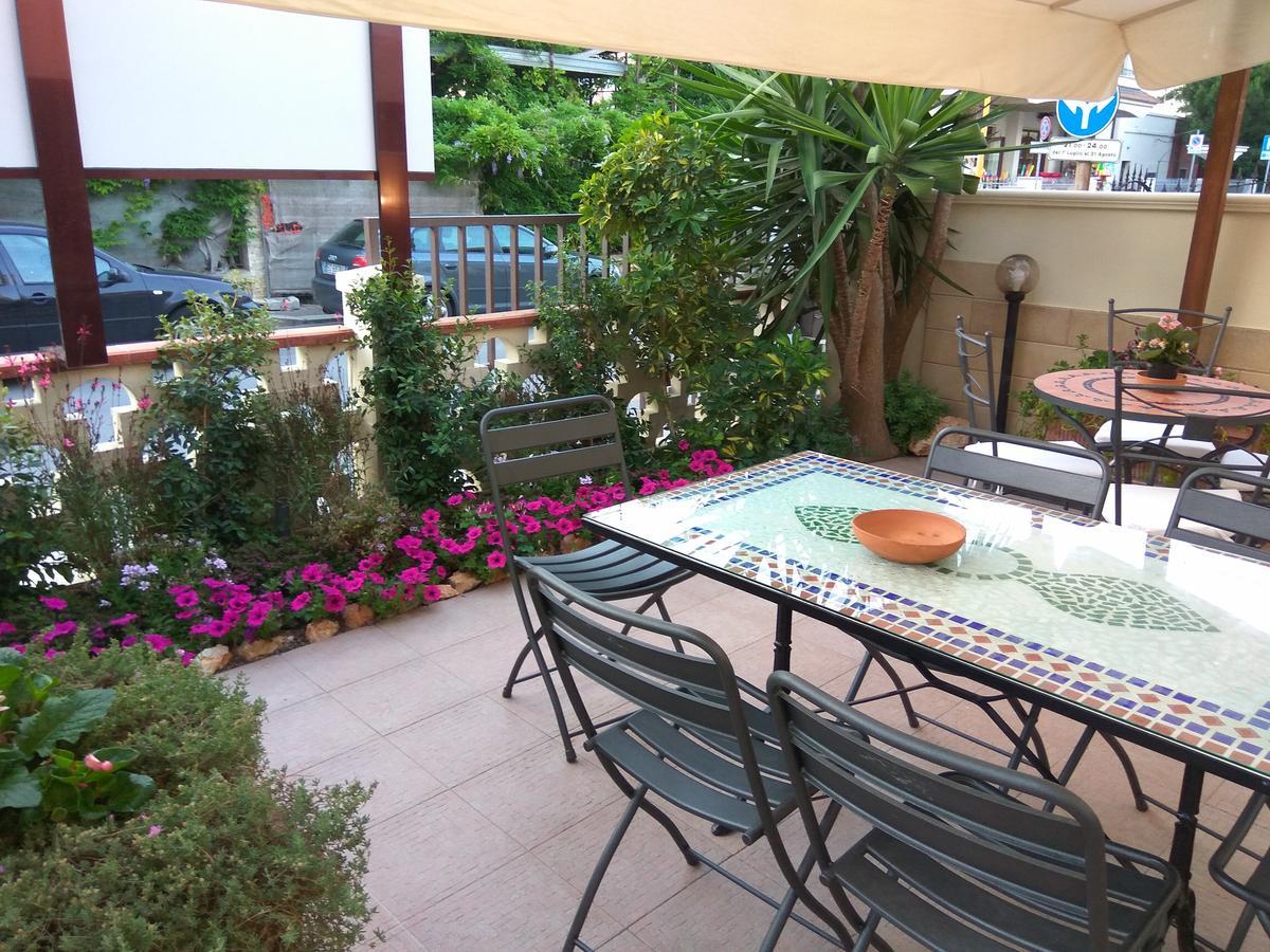 Le Camelie Bed & Breakfast Marina di Ginosa Eksteriør bilde