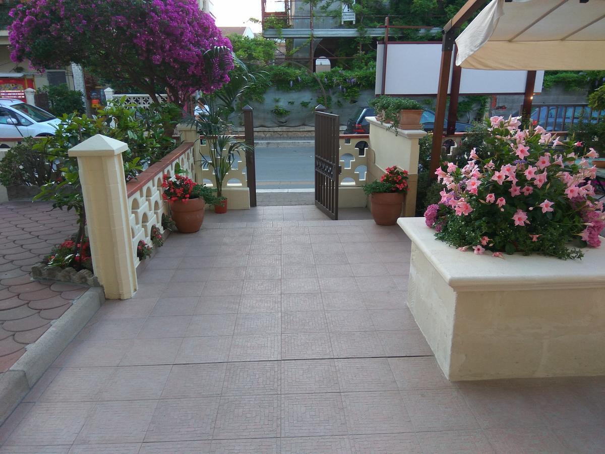 Le Camelie Bed & Breakfast Marina di Ginosa Eksteriør bilde