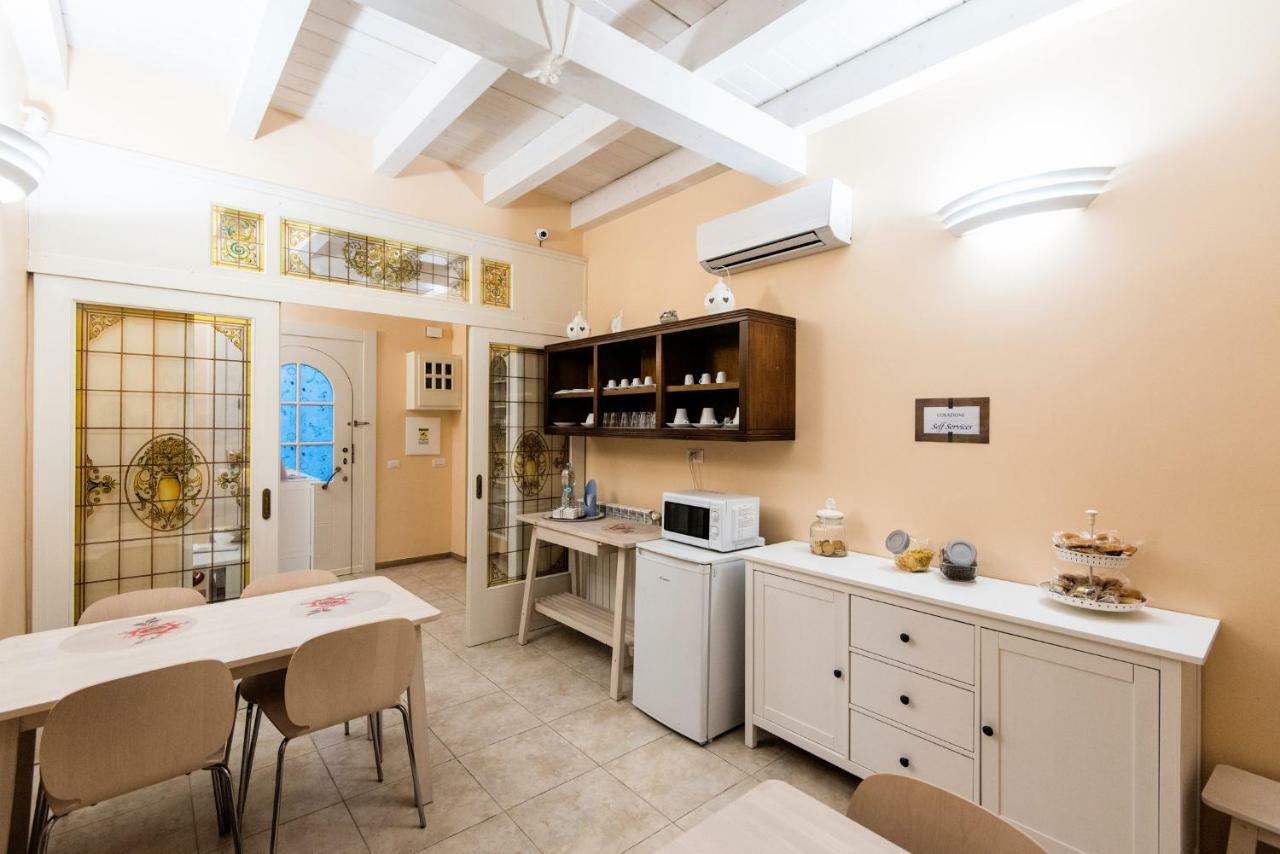 Le Camelie Bed & Breakfast Marina di Ginosa Eksteriør bilde